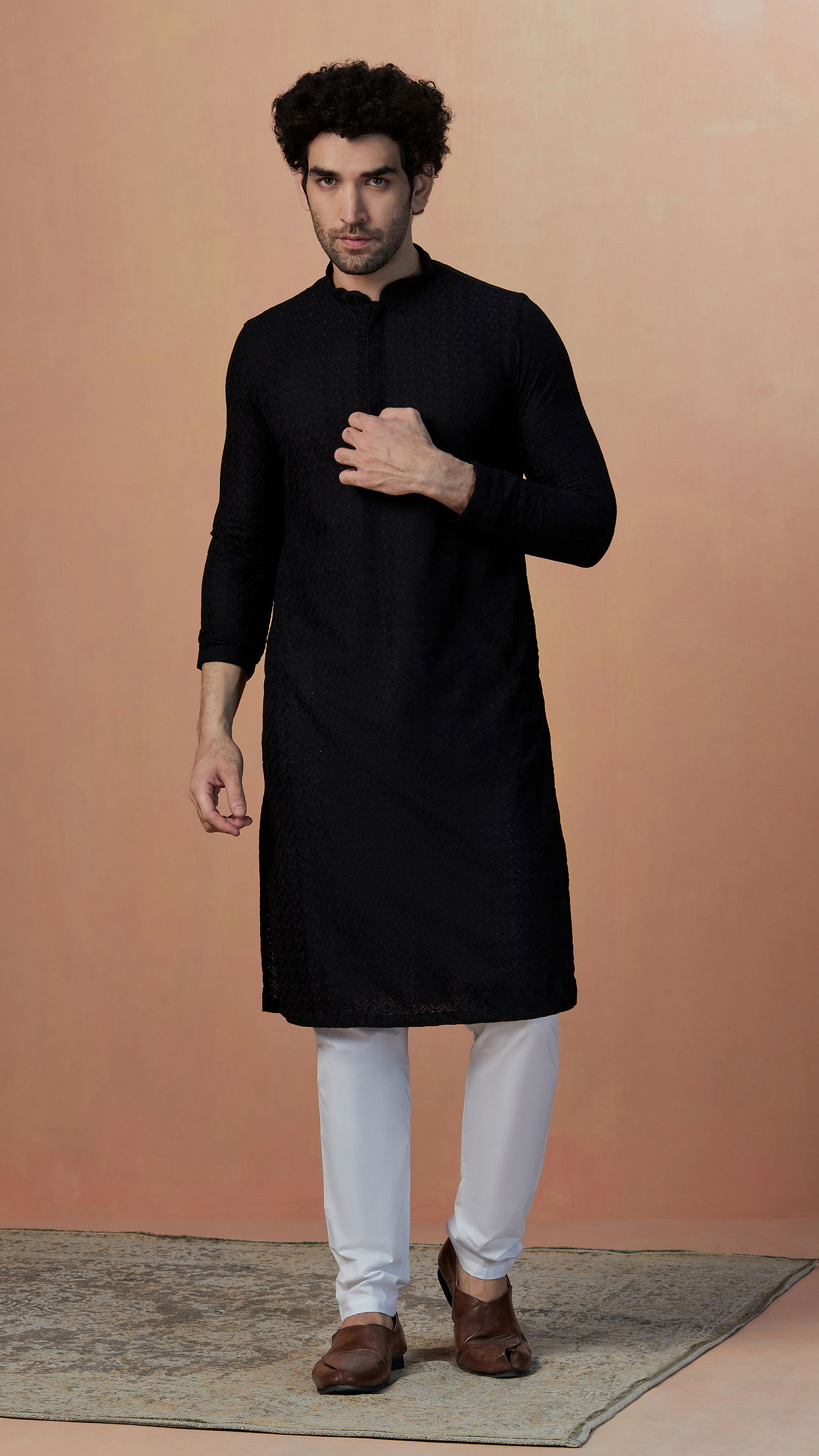 alt message - Manyavar Men Black Self Embroidered Kurta Pajama image number 1